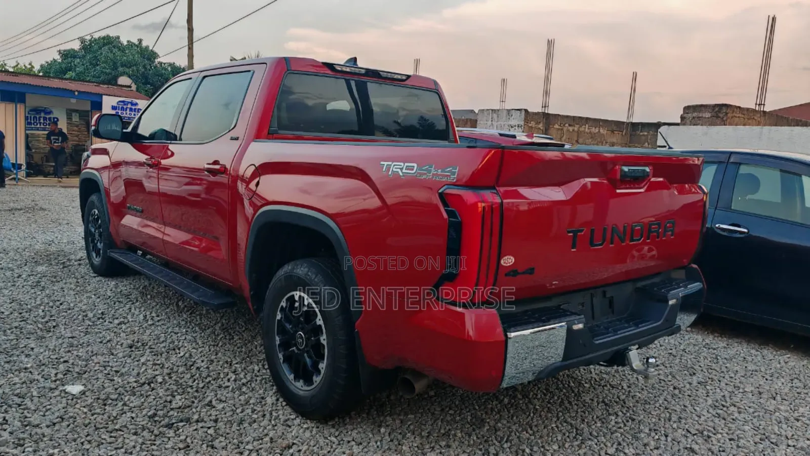 Toyota Tundra 2023 Red