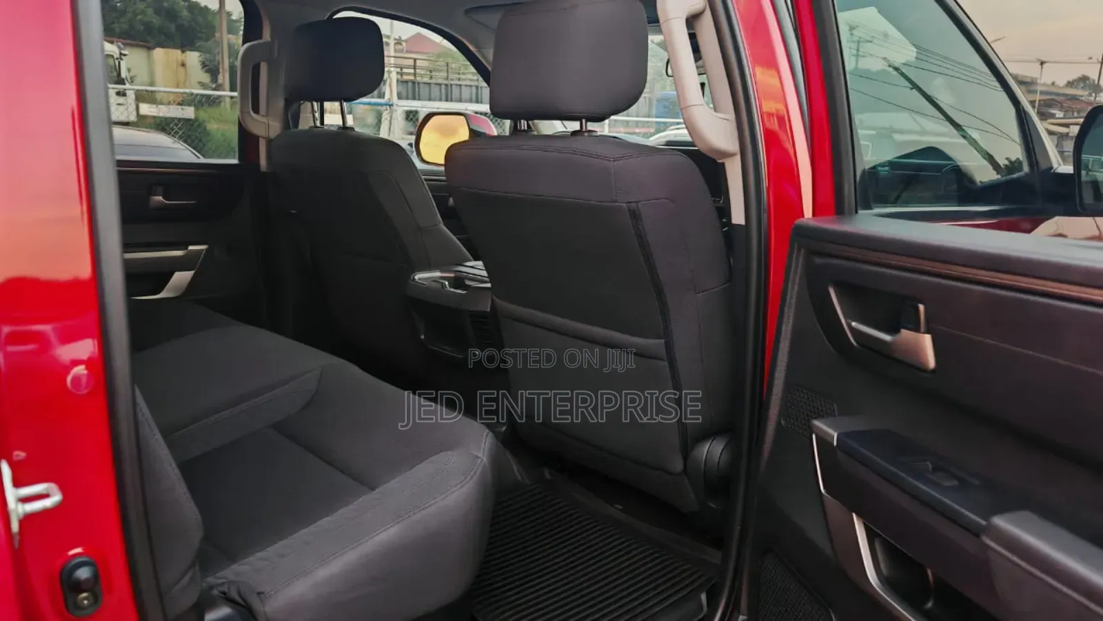 Toyota Tundra 2023 Red