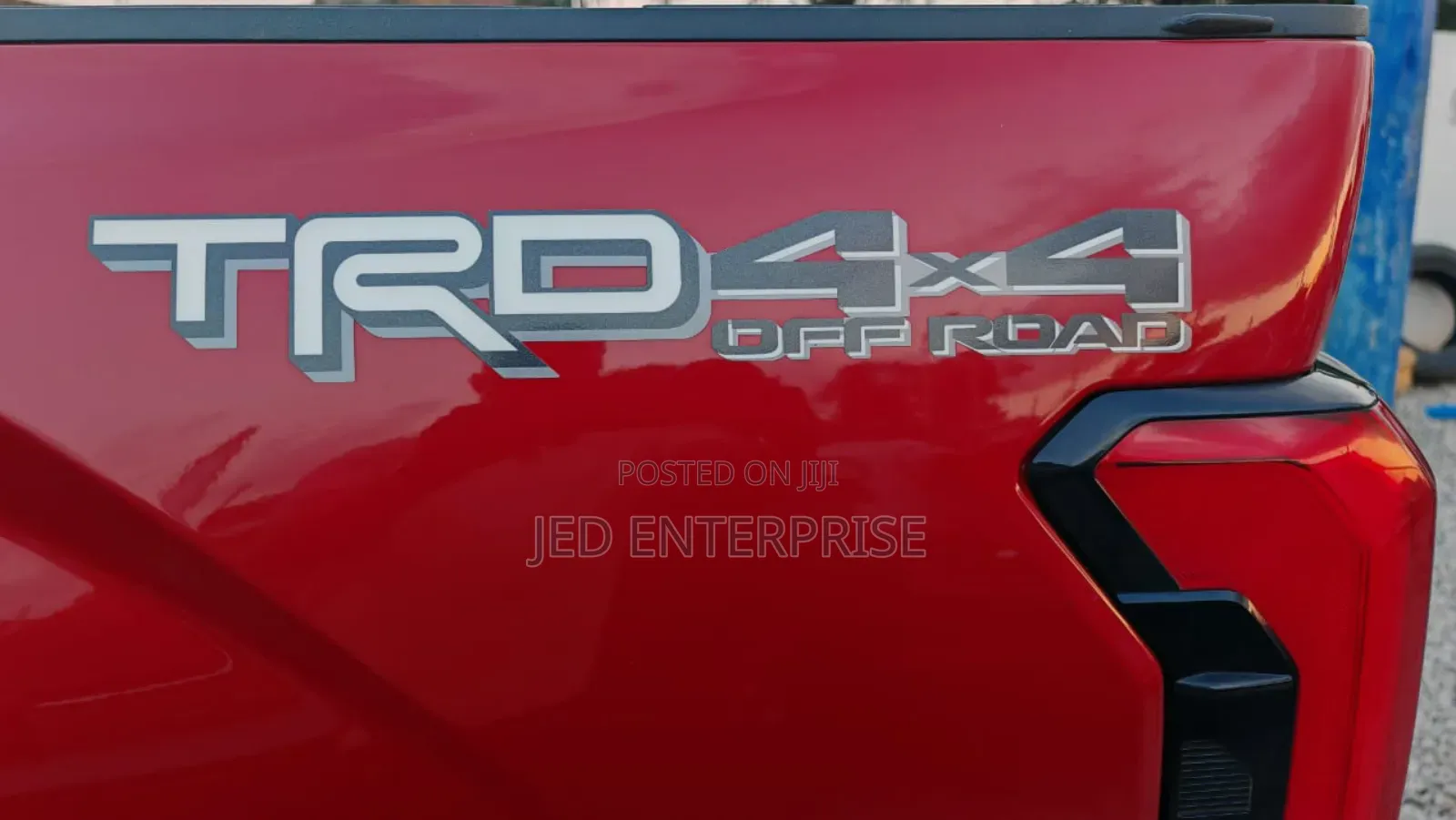 Toyota Tundra 2023 Red