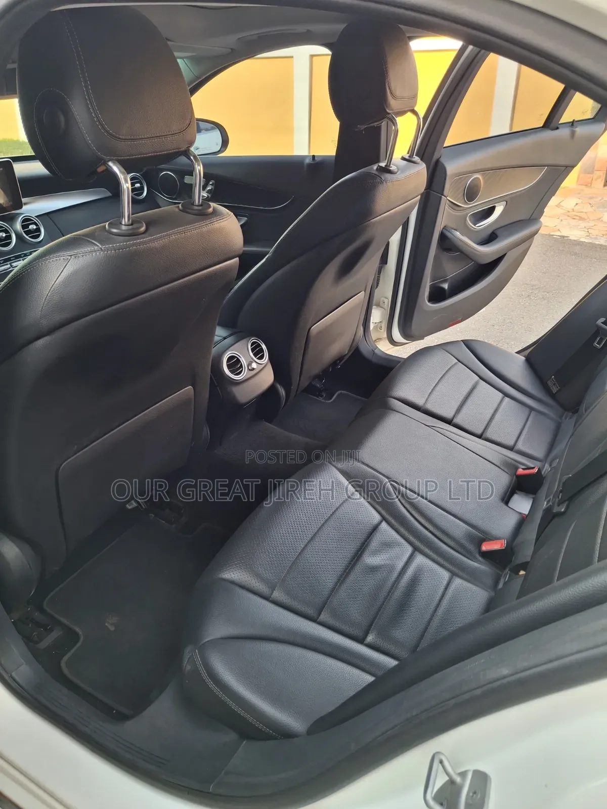 Mercedes-Benz C300 2016 White