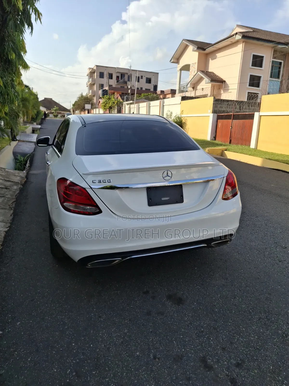 Mercedes-Benz C300 2016 White