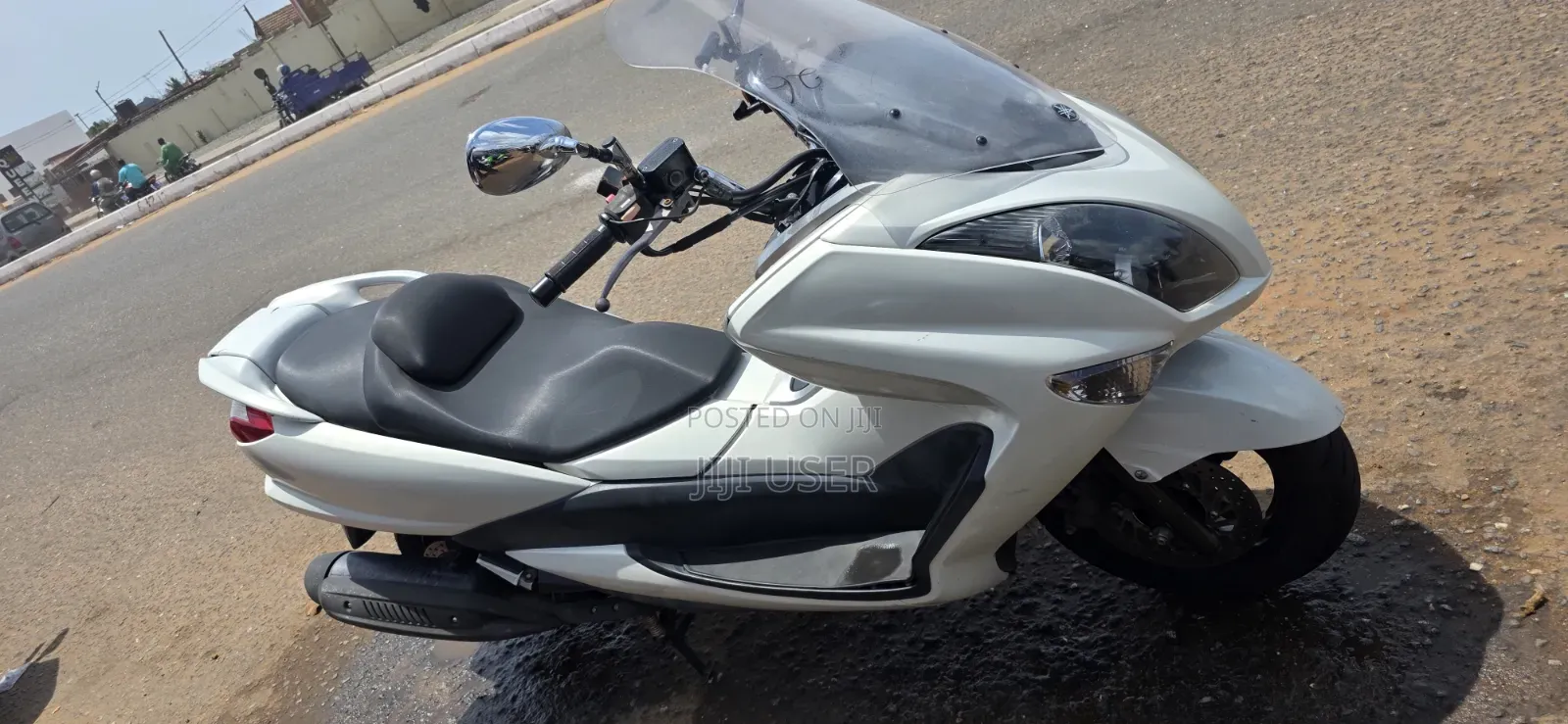 Yamaha Majesty 2014 White