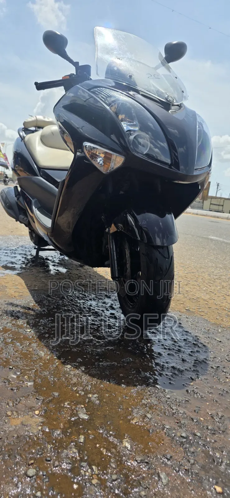 Yamaha Majesty 2014 White