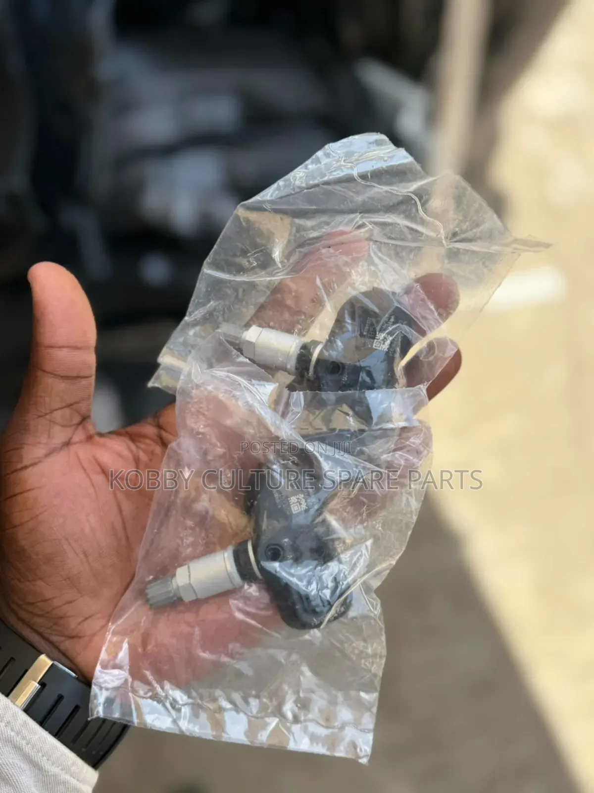 Original Brand New Tyre Pressure Sensor Available for All Toyota Cars