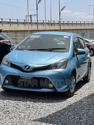 Toyota Vitz 2015 Blue