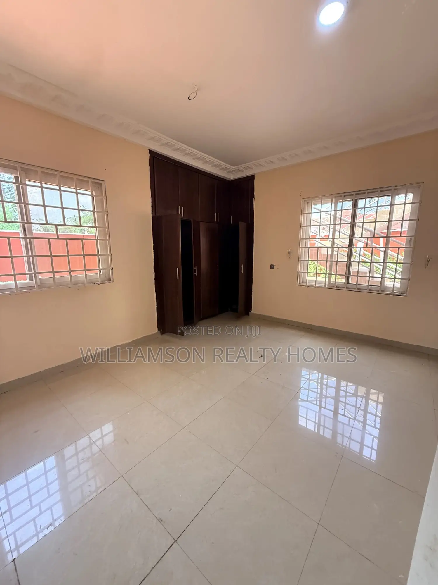 4bdrm House in Community 18 Area, Spintex for rent