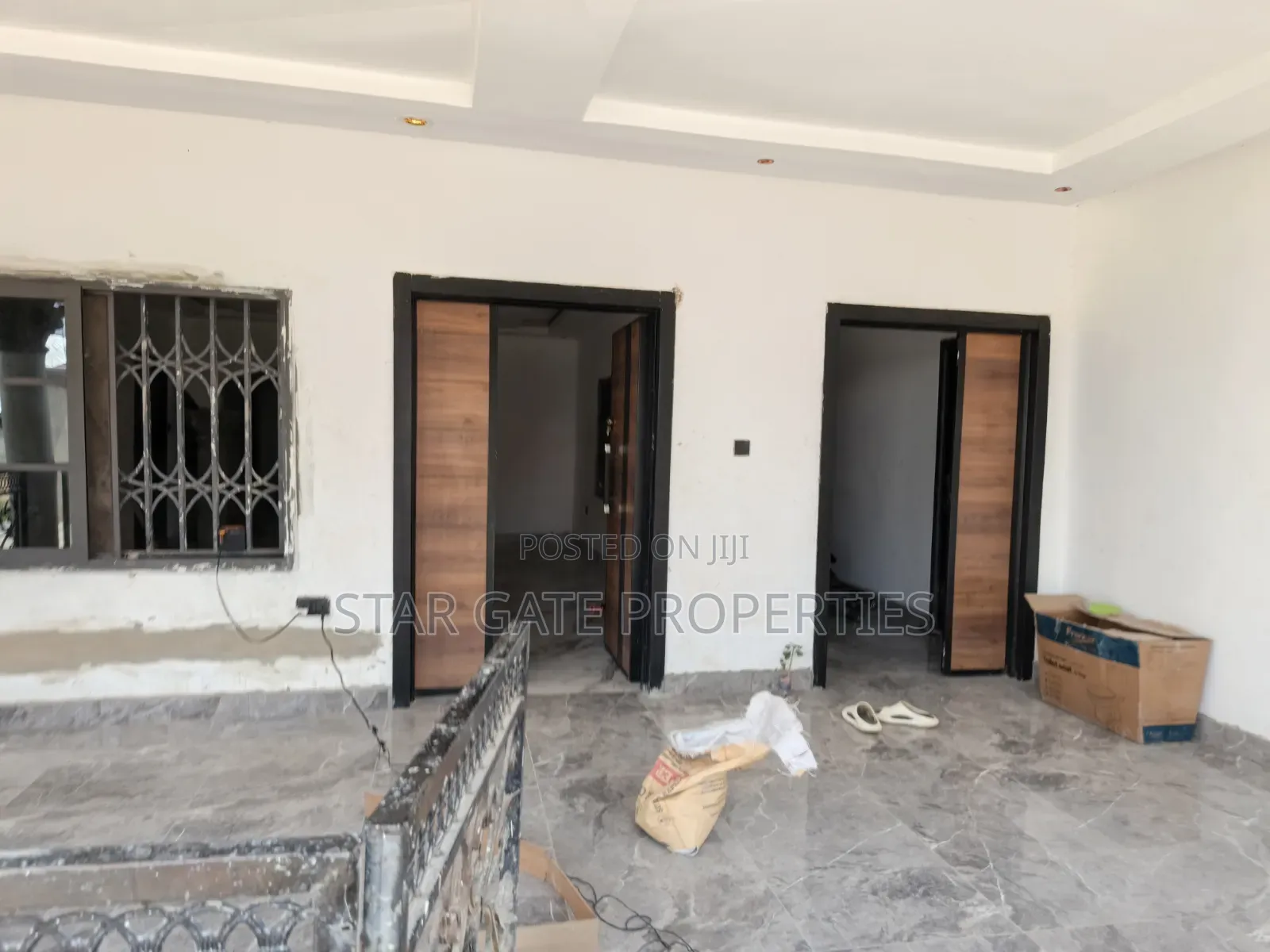 5bdrm House in Near Kenyasi, Kwabre for sale
