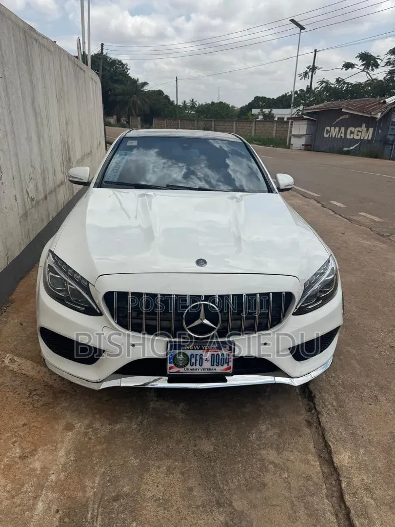 Mercedes-Benz C300 2017 White