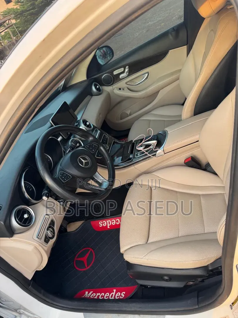 Mercedes-Benz C300 2017 White