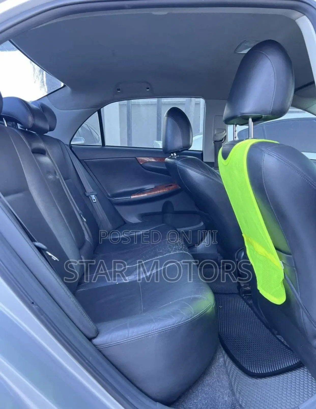 Toyota Corolla Altis 2010 Silver