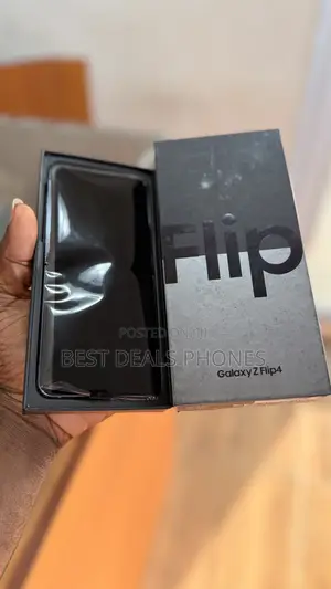 New Samsung Galaxy Z Flip4 256 GB Blue