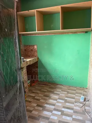 1bdrm Apartment in Lakeside Estate for rent
