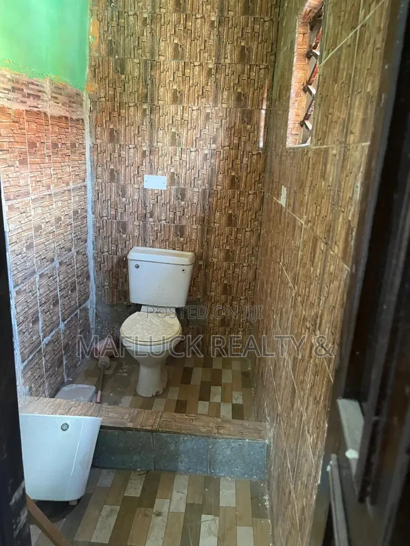 1bdrm Apartment in Lakeside Estate for rent