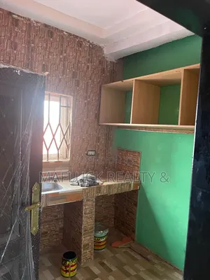 1bdrm Apartment in Lakeside Estate for rent