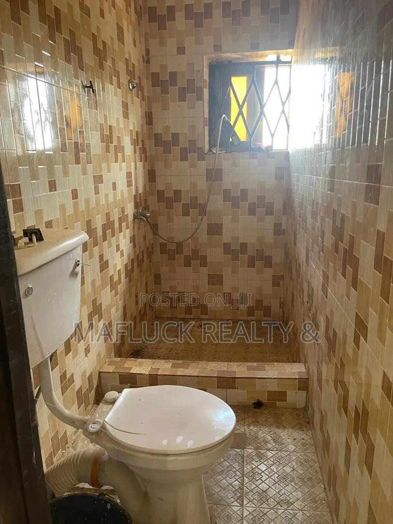 1bdrm Apartment in Lakeside Estate for rent