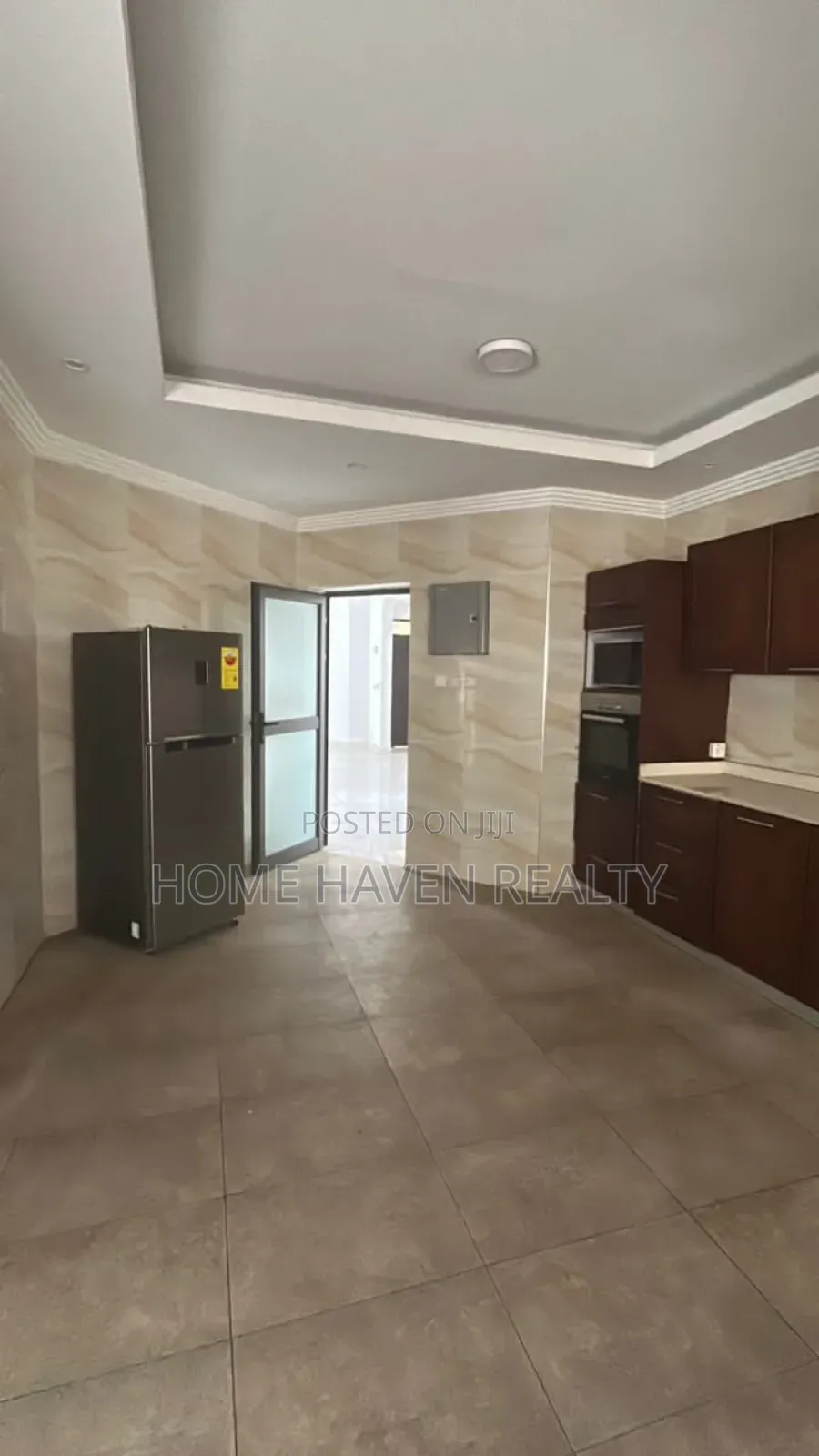4bdrm House in Dzorwulu for rent