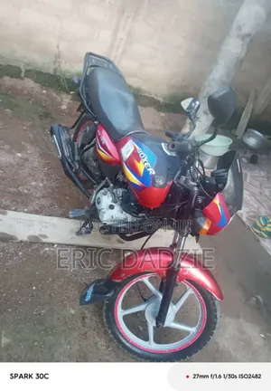 Bajaj Boxer 125 2015 Red