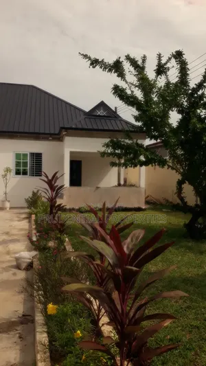 5bdrm House in Accra Metropolitan for rent