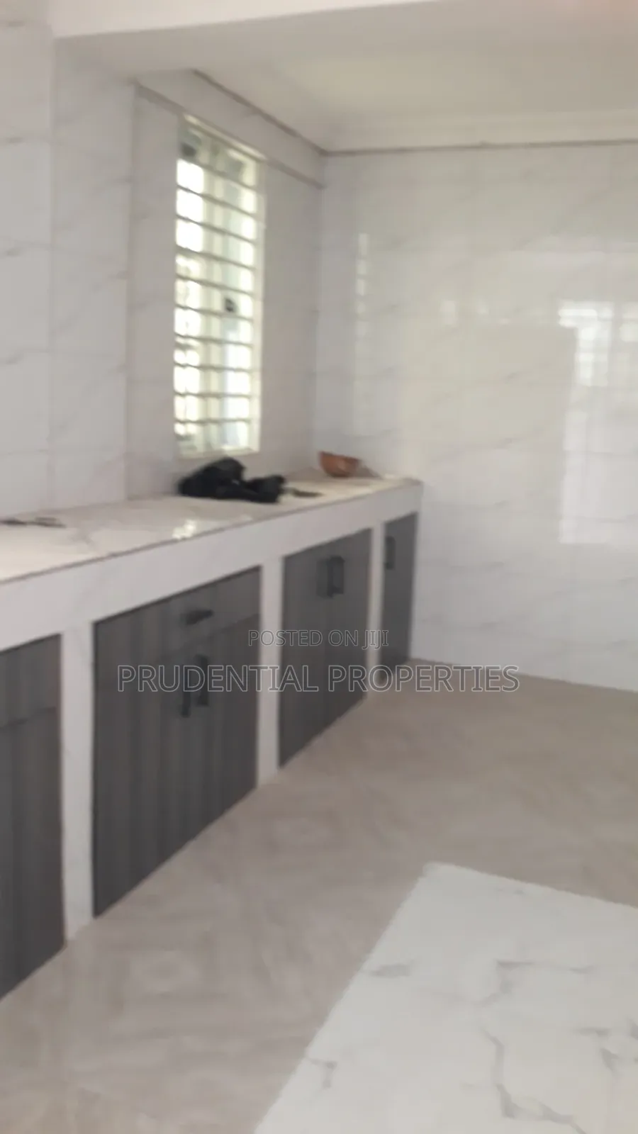 5bdrm House in Accra Metropolitan for rent