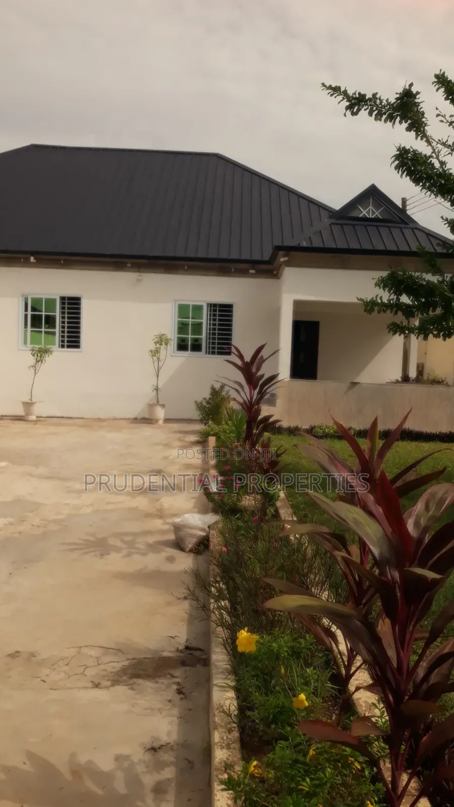 5bdrm House in Accra Metropolitan for rent