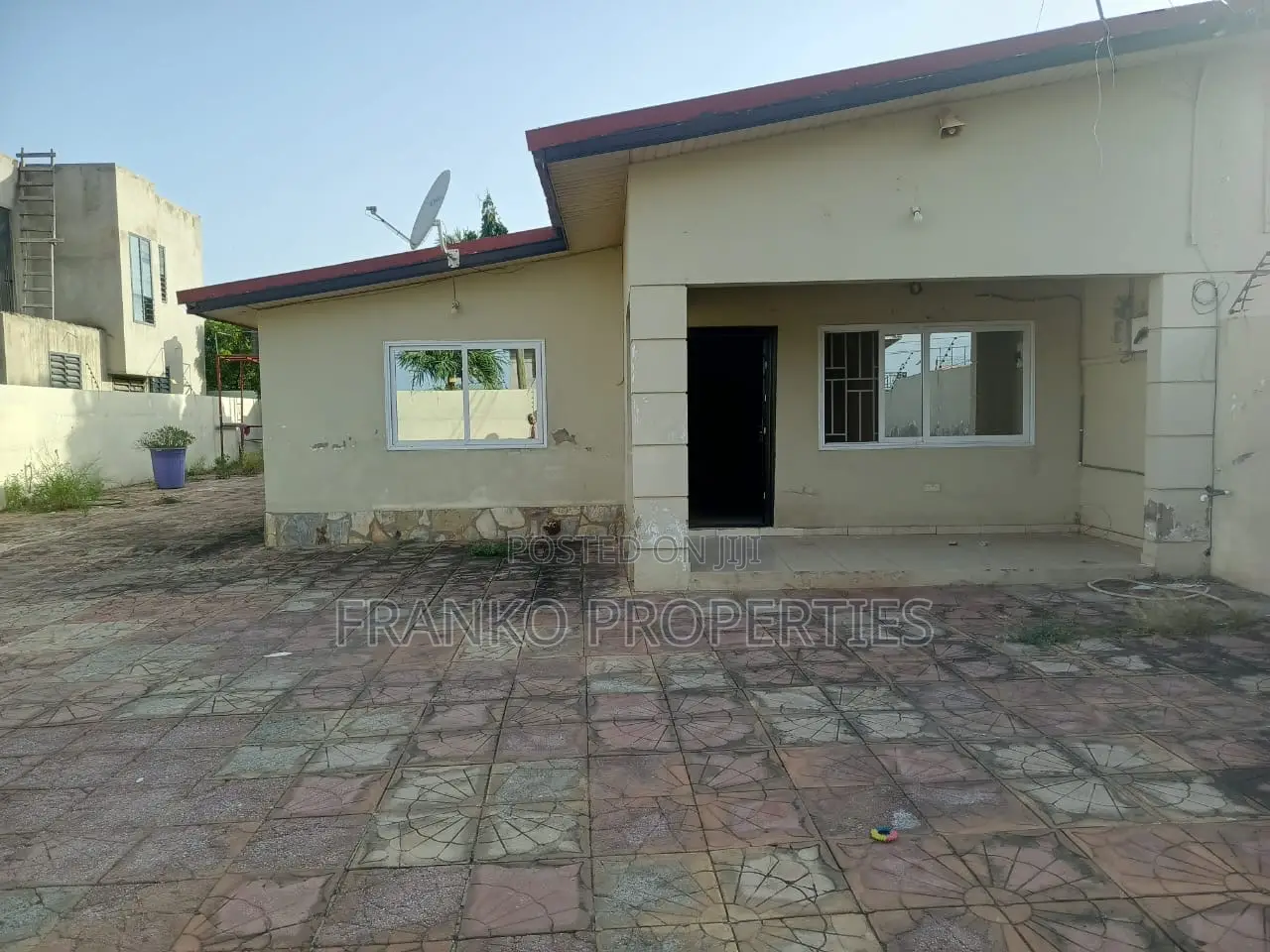 3bdrm House in Franko Properties, Lake Side Estate for sale