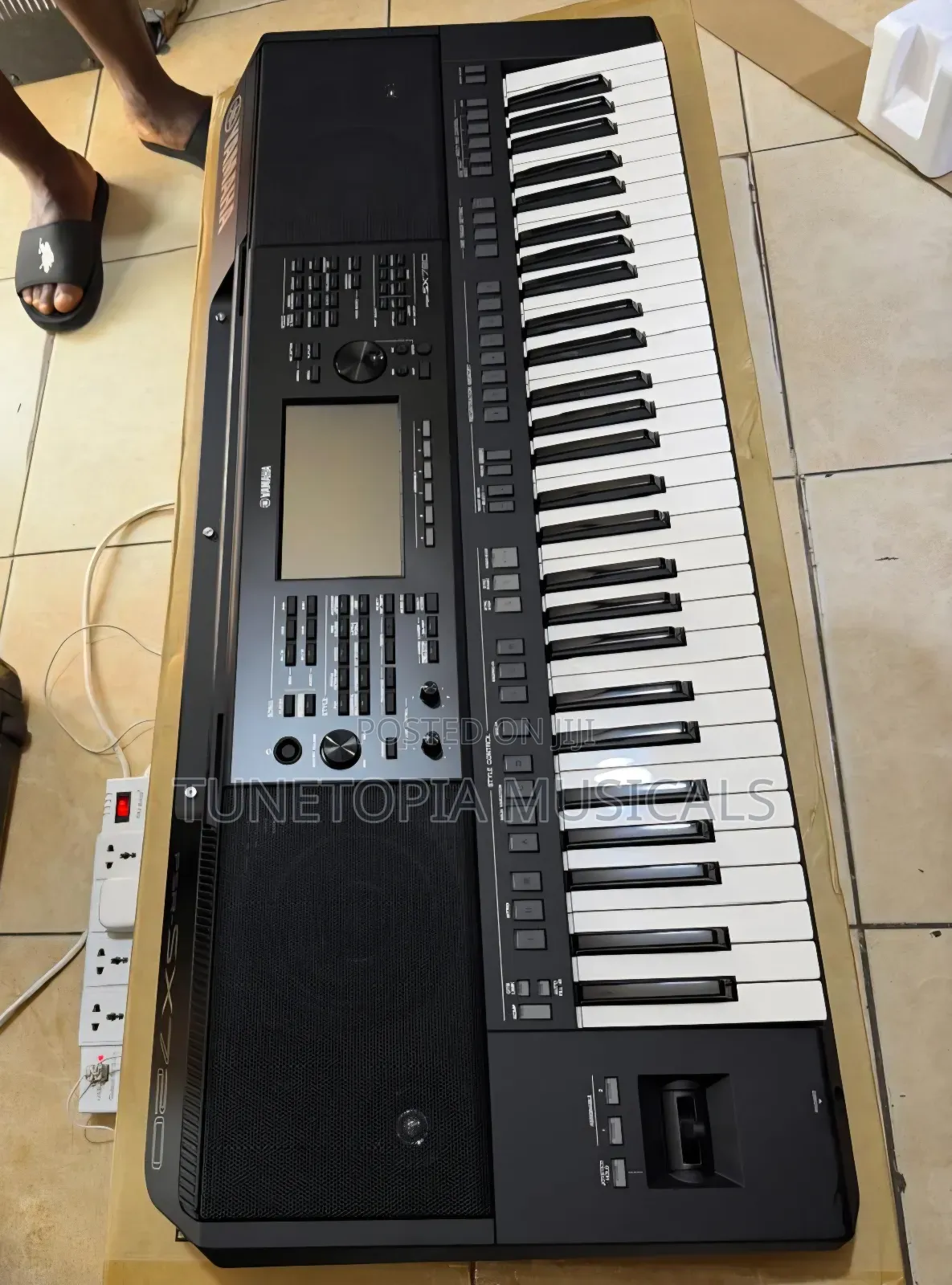 Yamaha PSR-Sx720 Digital Arranger Workstation Keyboard.