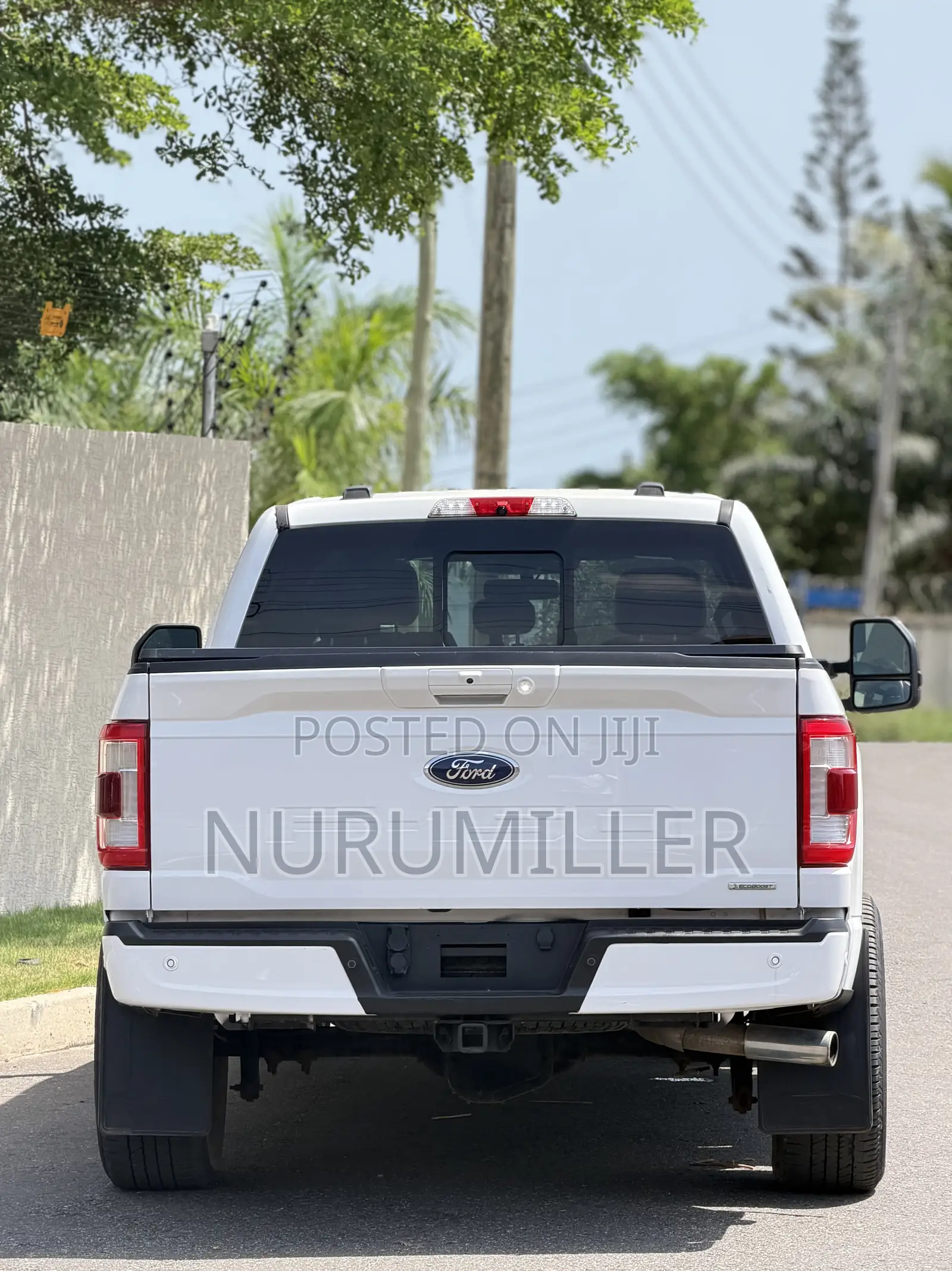 Ford F-150 LARIAT 2021 White