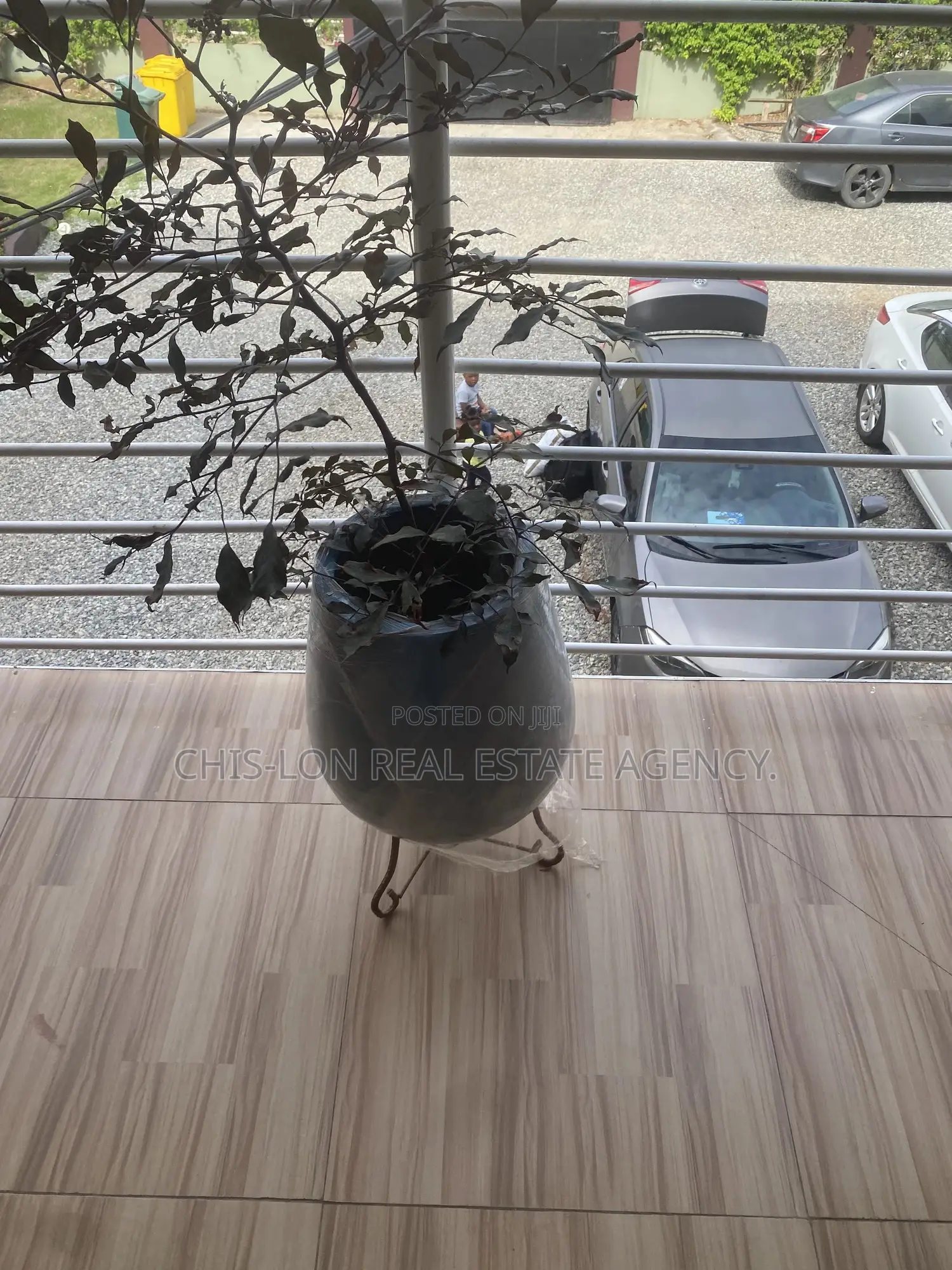 3bdrm Apartment in Chis-Lon Broker’S., Bluetop Estate for rent