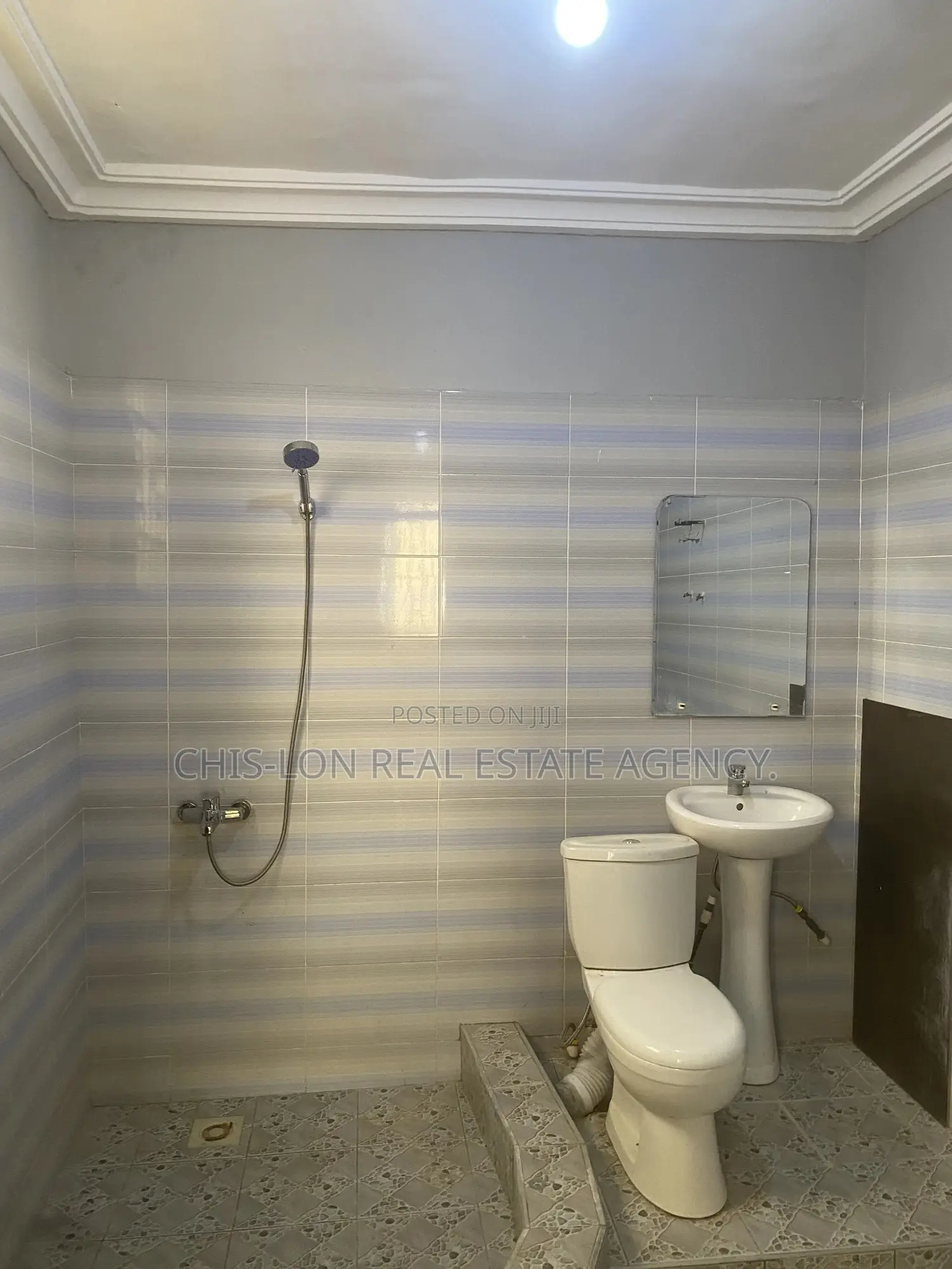 3bdrm Apartment in Chis-Lon Broker’S., Bluetop Estate for rent