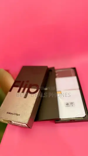 New Samsung Galaxy Z Flip4 256 GB Blue