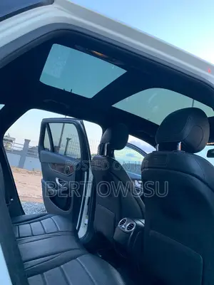 Mercedes-Benz GLC-Class 2019 White