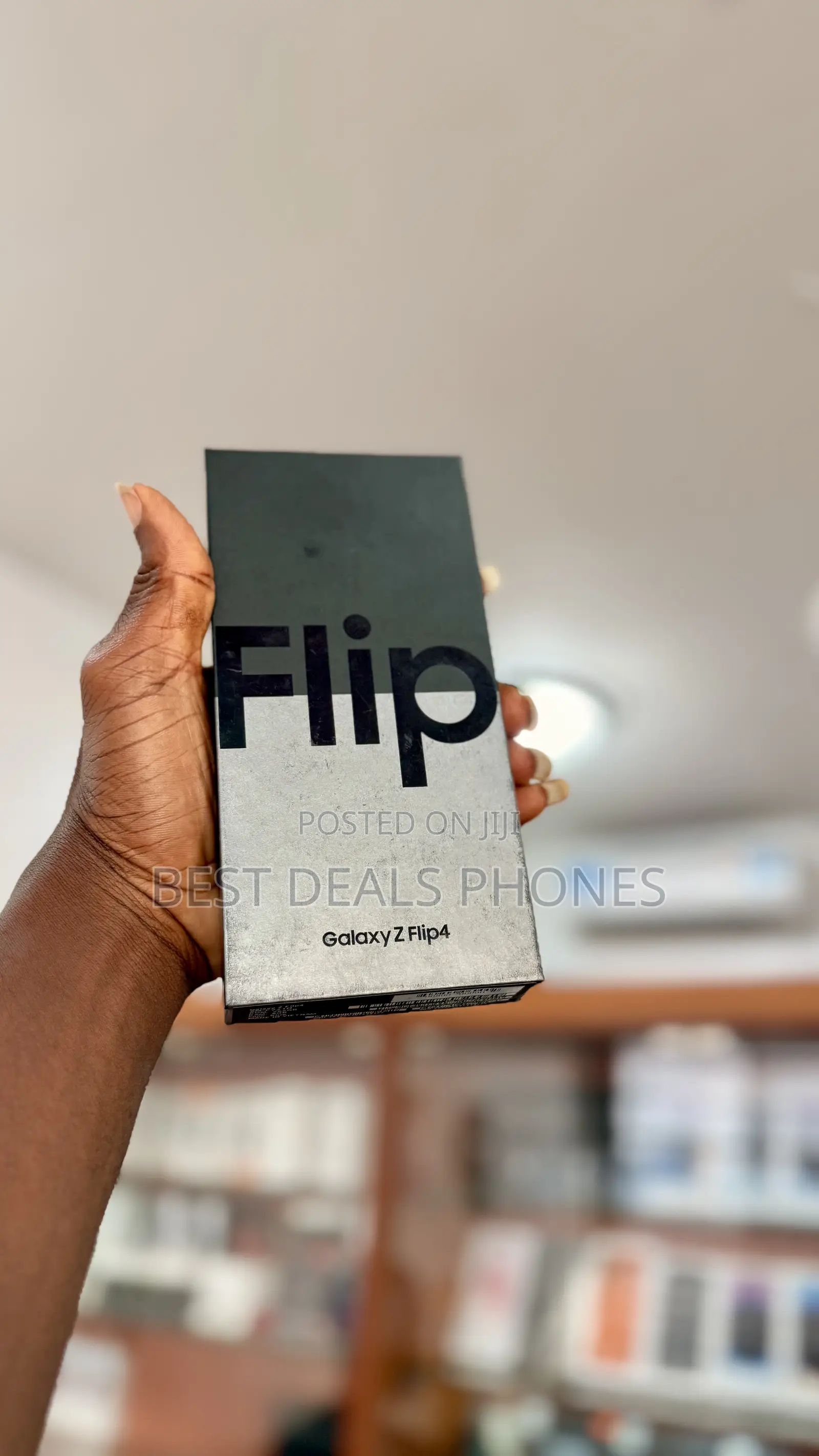 New Samsung Galaxy Z Flip4 256 GB White