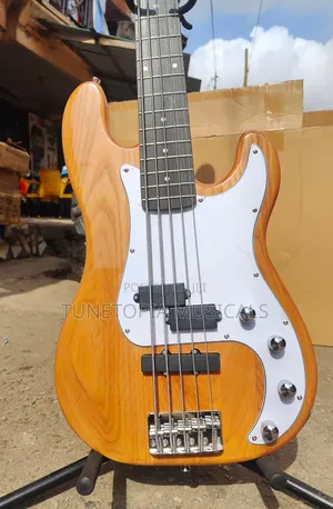 Fender Electric Bass Guitar-Passive