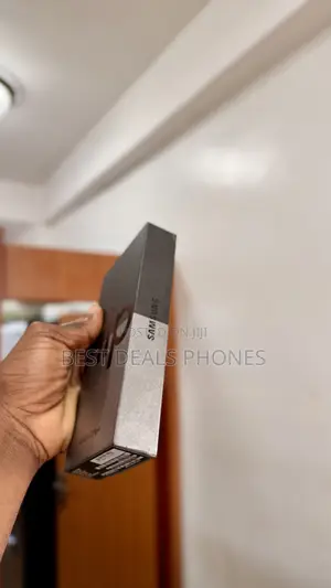 New Samsung Galaxy Z Flip4 256 GB Orange