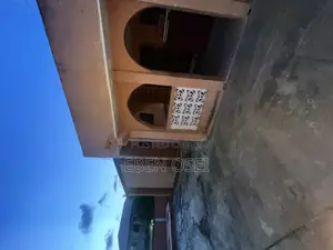 2bdrm Apartment in Dansoman for rent