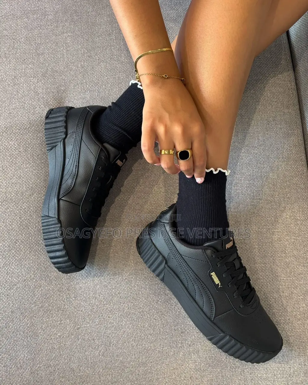 Puma Carina Lif Black ( Side Puma Gold Branding )