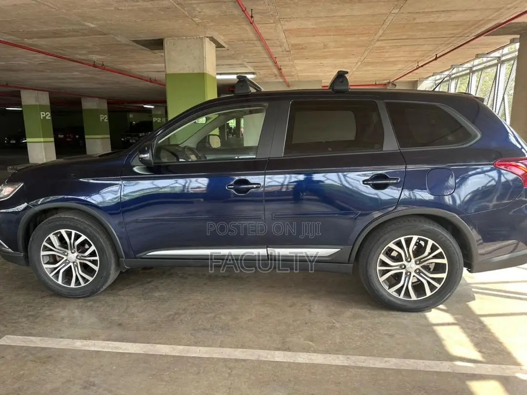 Mitsubishi Outlander 2.4 PHEV AWD 2016 Blue