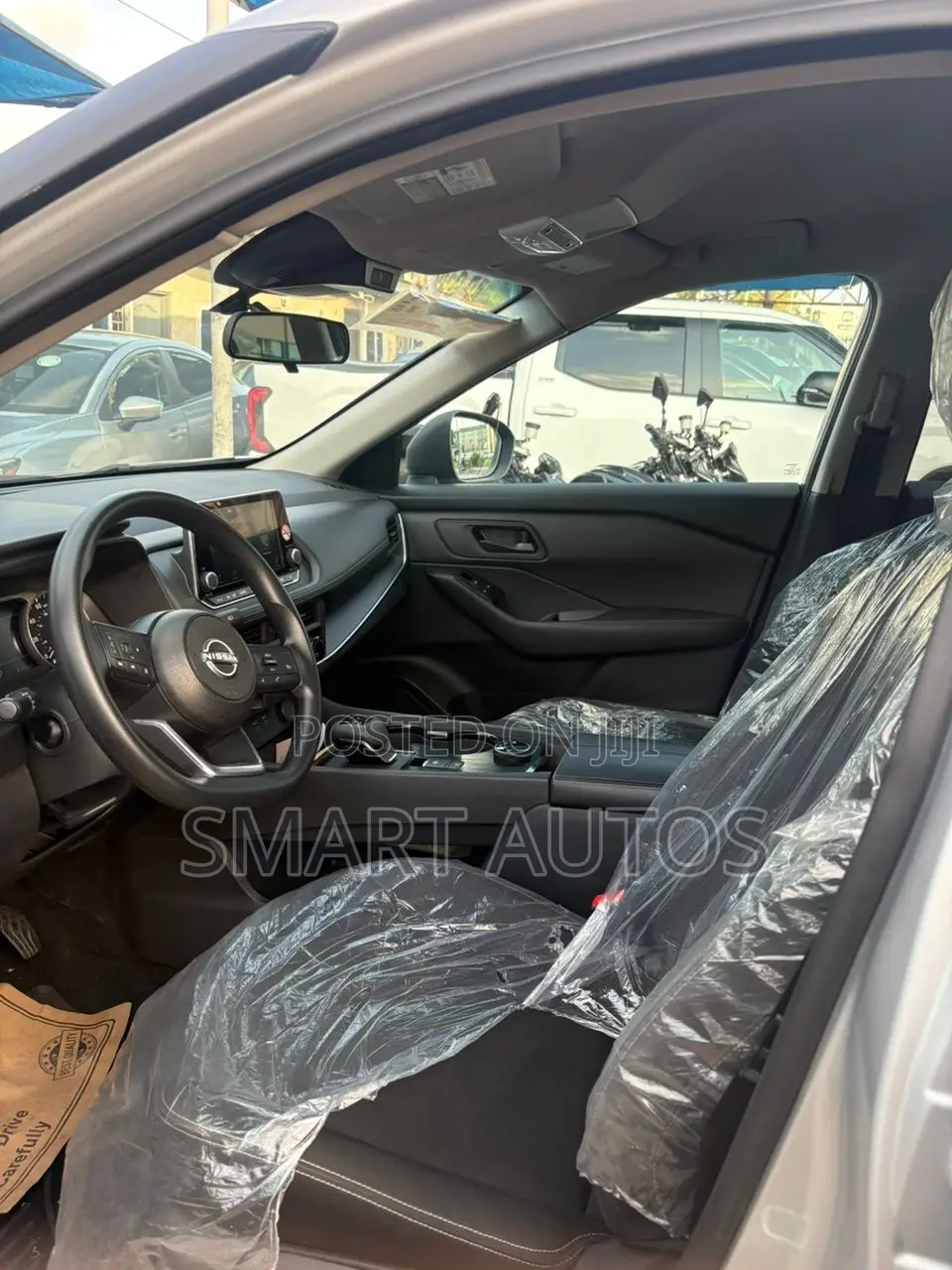Nissan Rogue SV 2024 Silver