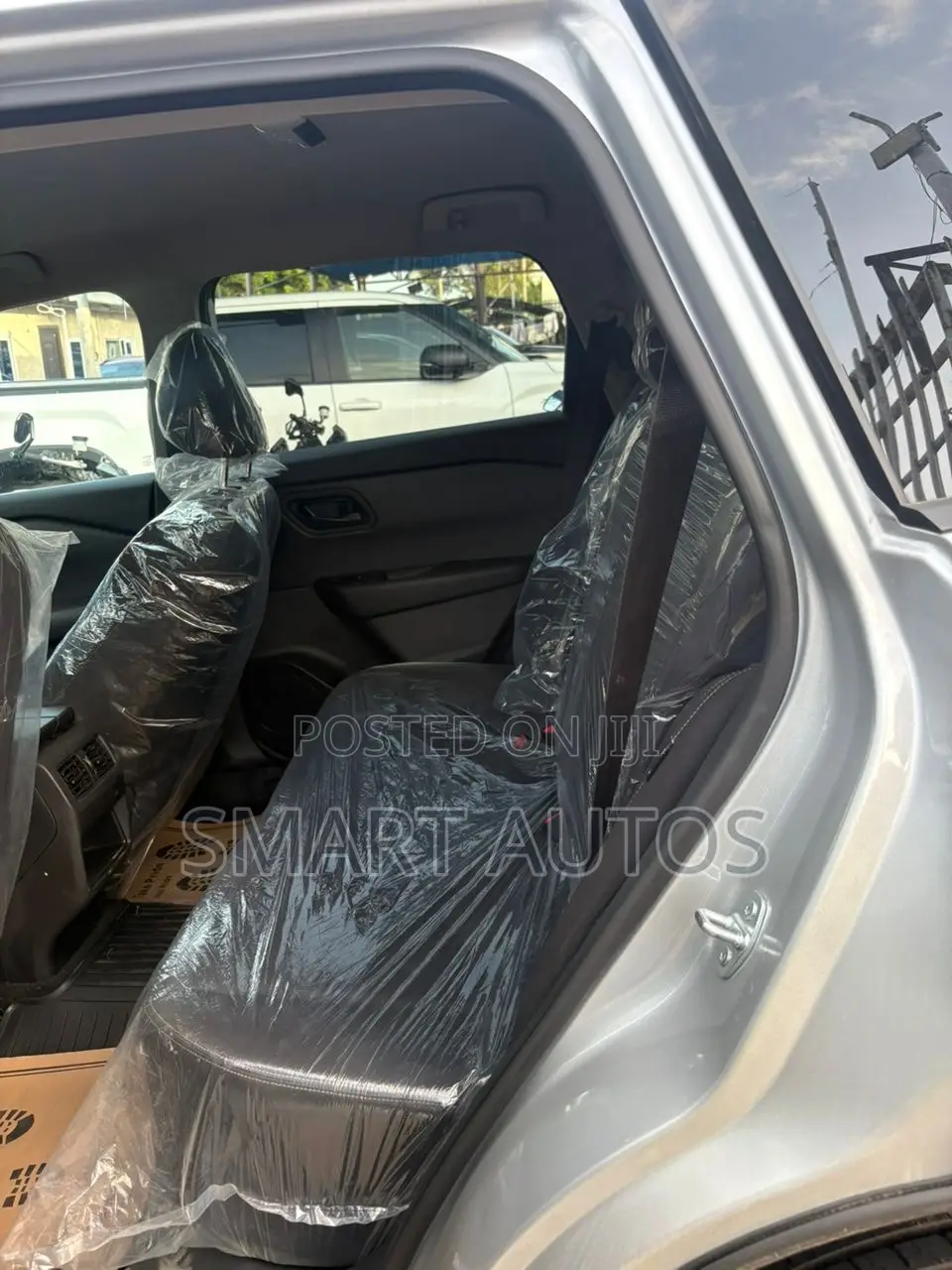 Nissan Rogue SV 2024 Silver