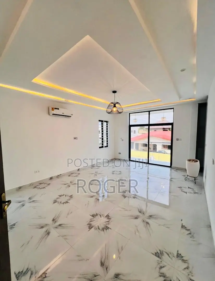 4bdrm House in East Legon Ogbojo for sale