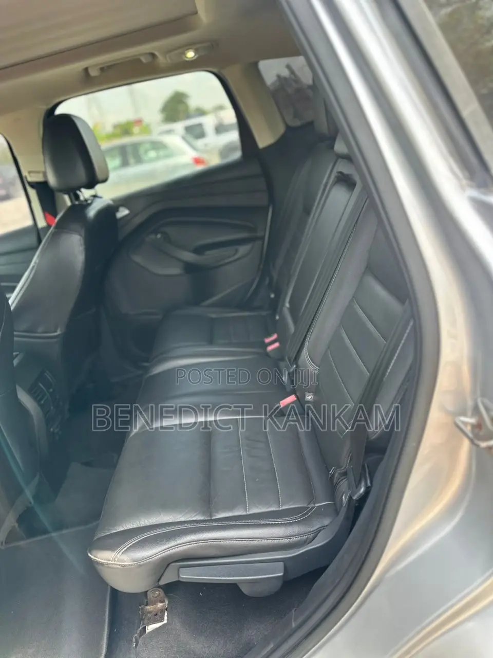 Ford Escape Titanium 4dr SUV AWD (1.6L 4cyl Turbo 6A) 2015 Silver