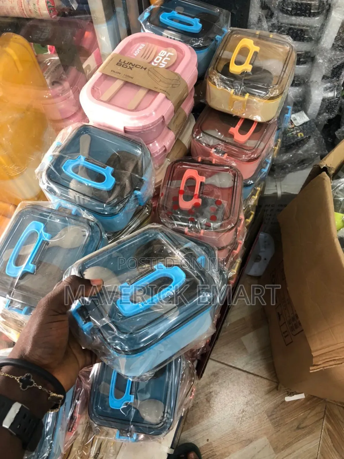 Convenient And Affordable Lunch Boxes