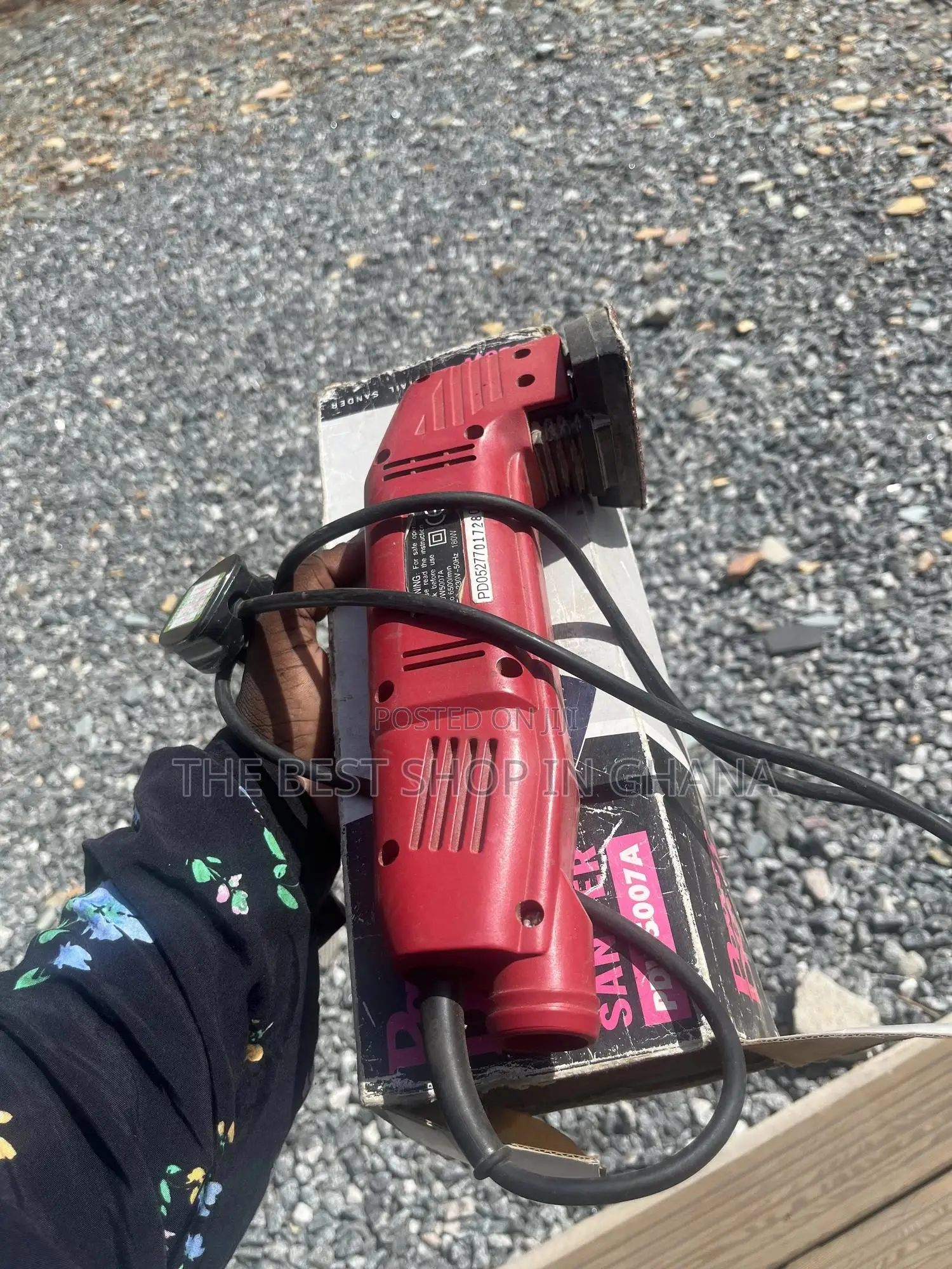 Used Red Electric Oscillating Multi-Tool,