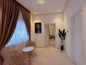 5bdrm House in Adjiringanor, Ability for sale