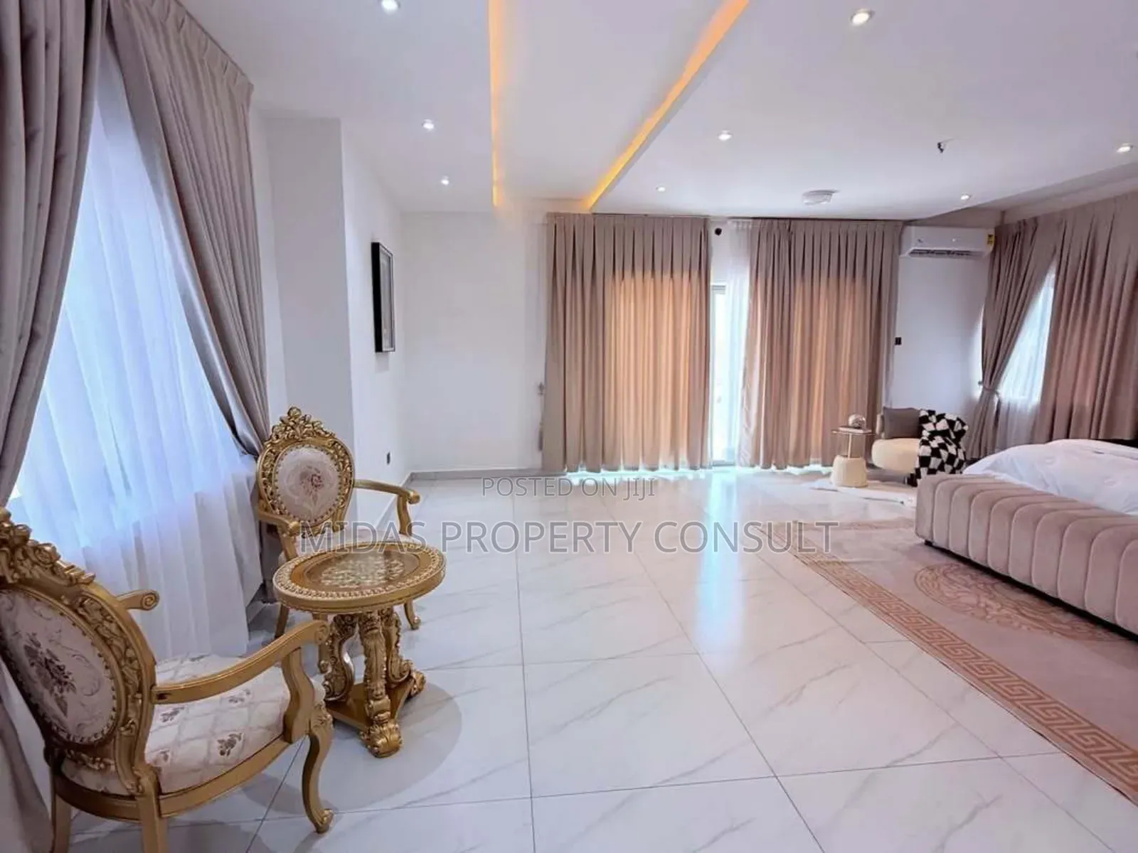 5bdrm House in Adjiringanor, Ability for sale