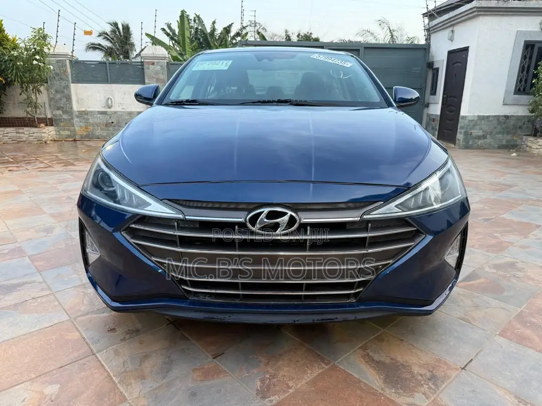 Hyundai Elantra 2019 Blue
