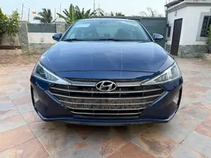 Hyundai Elantra 2019 Blue