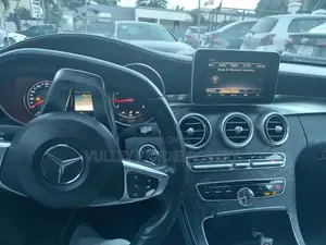 Mercedes-Benz C200 2016 Gray