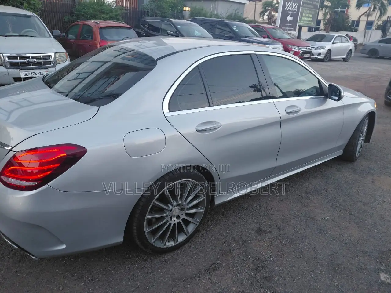 Mercedes-Benz C200 2016 Gray