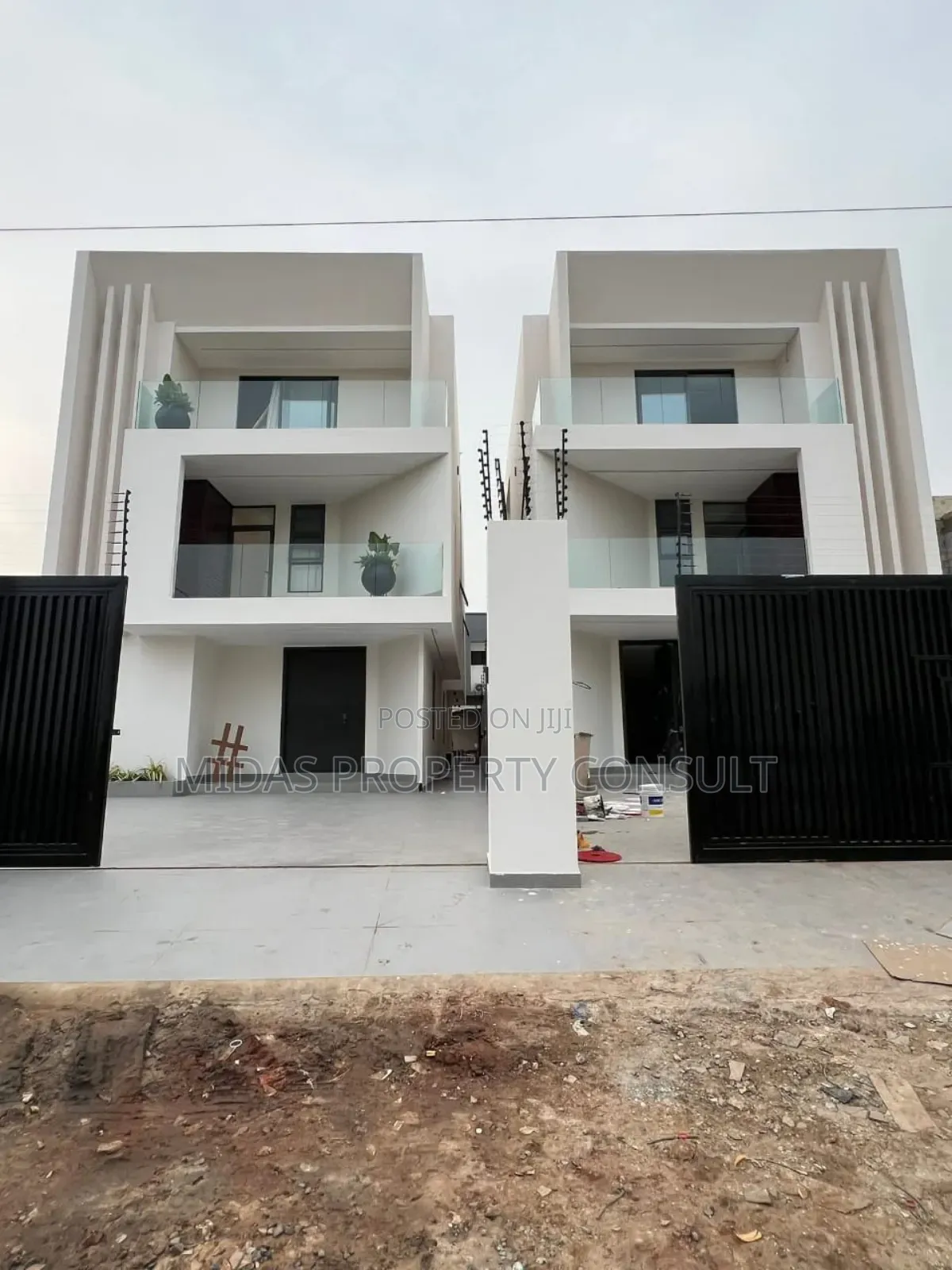 Furnished 4bdrm House in East Legon Hills, Accra Metropolitan for sale